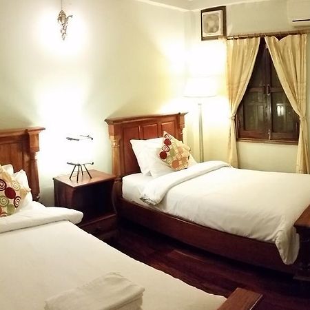 Phounsab Guesthouse Luang Prabang Esterno foto