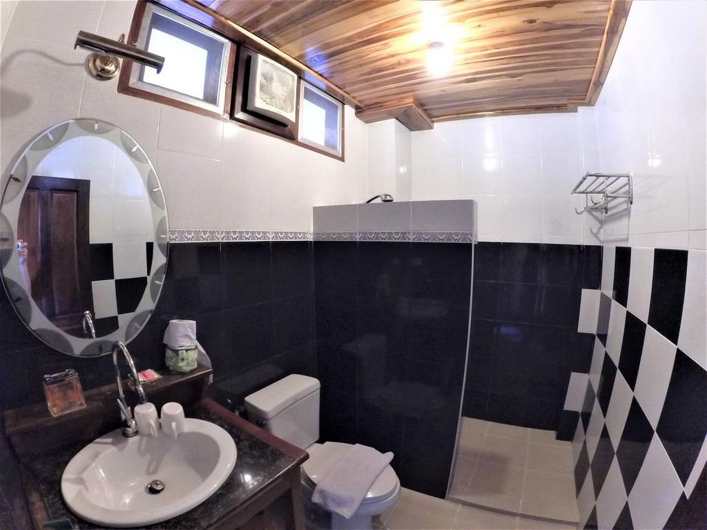 Phounsab Guesthouse Luang Prabang Esterno foto