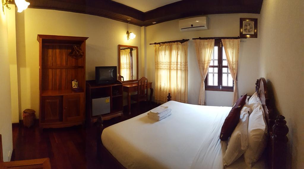 Phounsab Guesthouse Luang Prabang Esterno foto