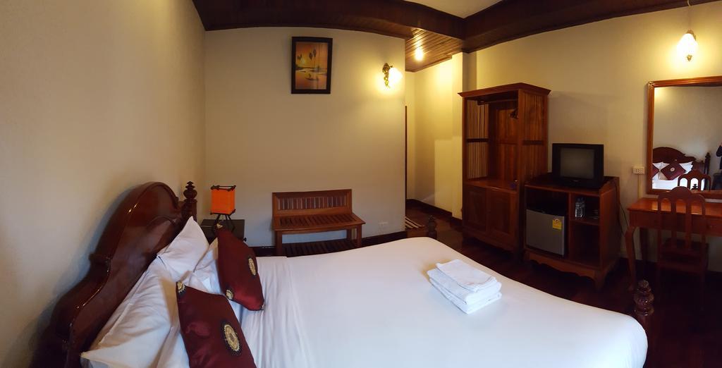 Phounsab Guesthouse Luang Prabang Esterno foto