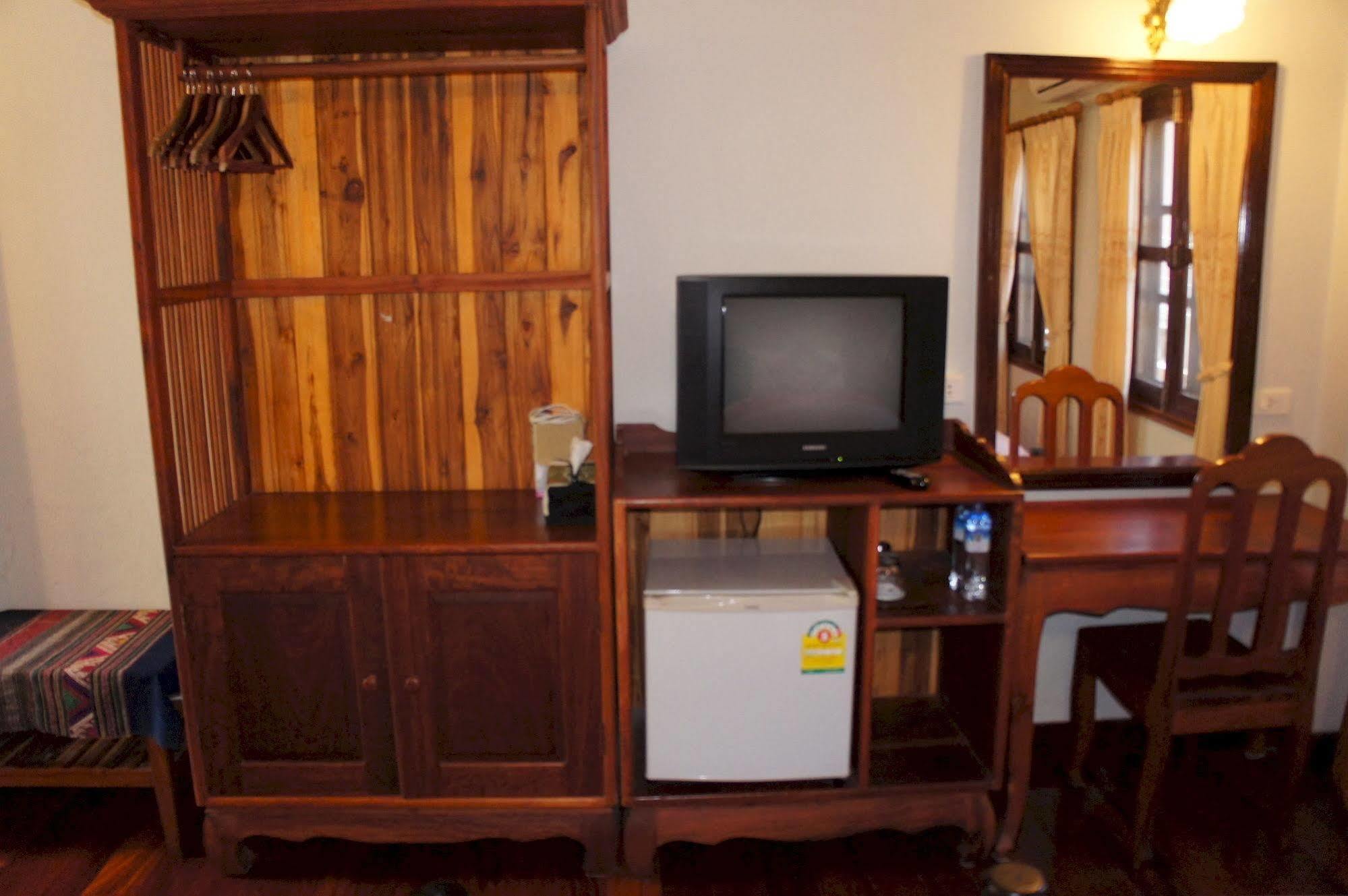 Phounsab Guesthouse Luang Prabang Esterno foto