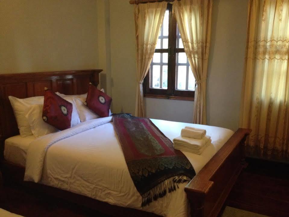 Phounsab Guesthouse Luang Prabang Esterno foto