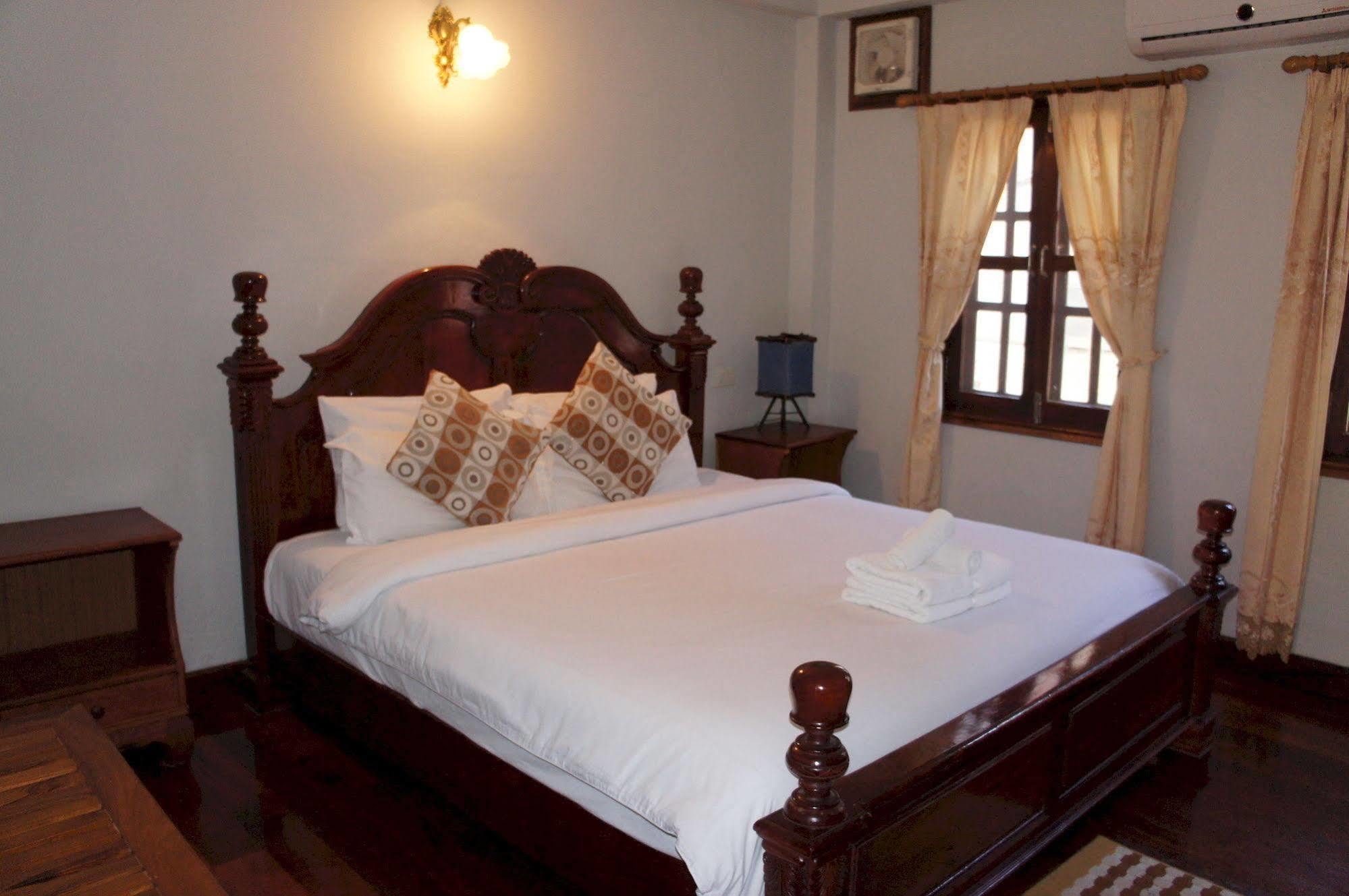 Phounsab Guesthouse Luang Prabang Esterno foto