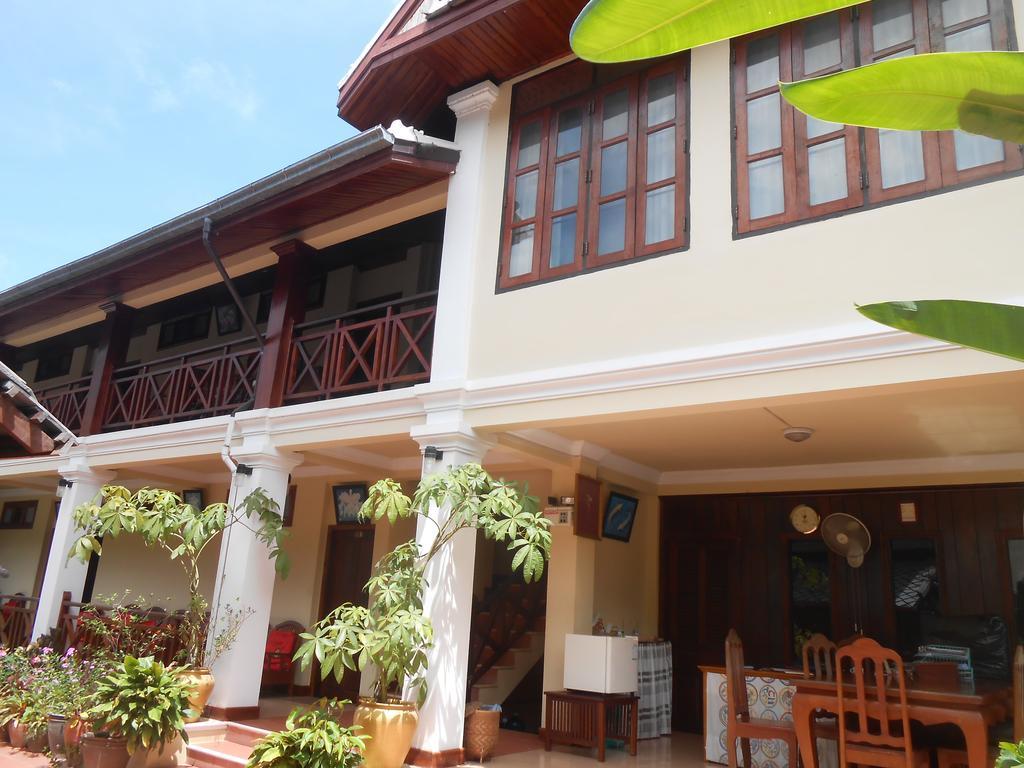 Phounsab Guesthouse Luang Prabang Esterno foto